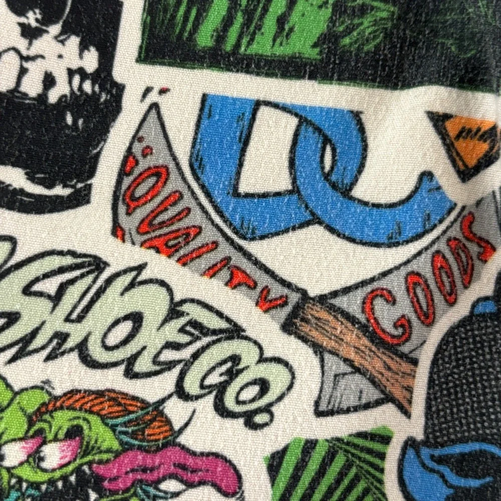 DC Shoes Graffiti Sticker Print Board Shorts Mens 32‎ Skateboarding Swim Trunks